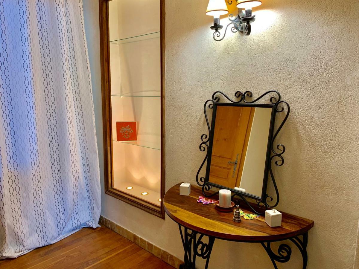 Authentique Bijou Coeur D'Orange A 2 Pas Du Theatre Antique!ヴィラ エクステリア 写真